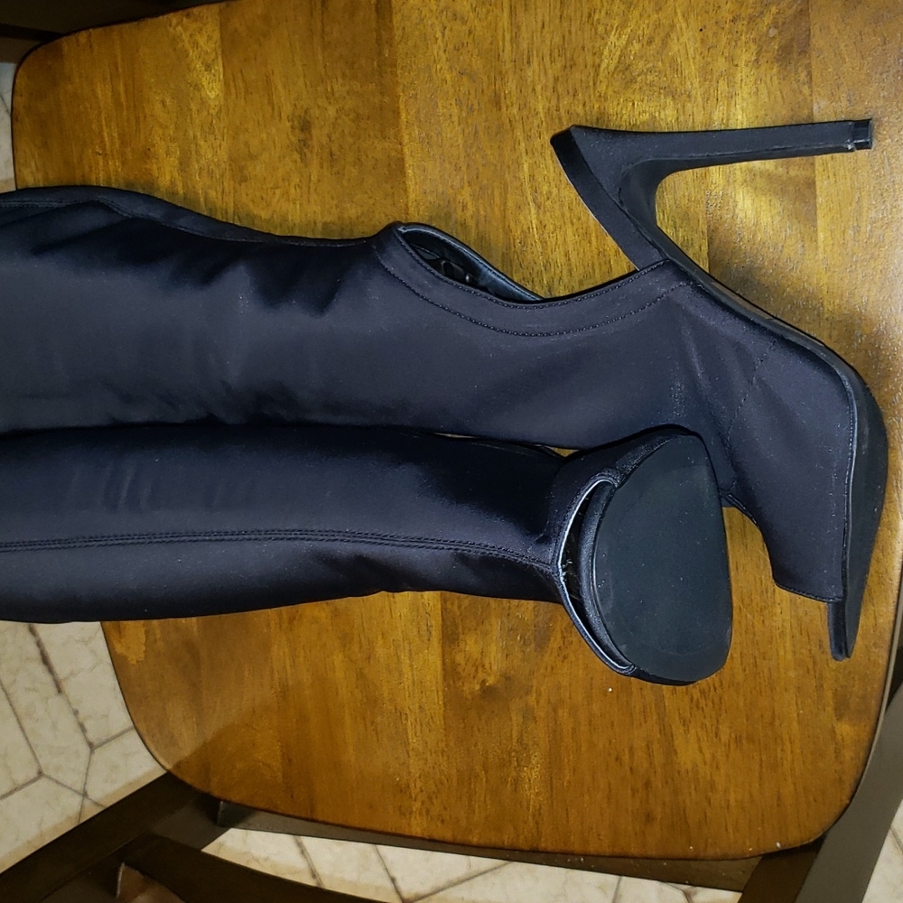 Chase + Cloe open over the knee open boots. - Picture 5 of 7